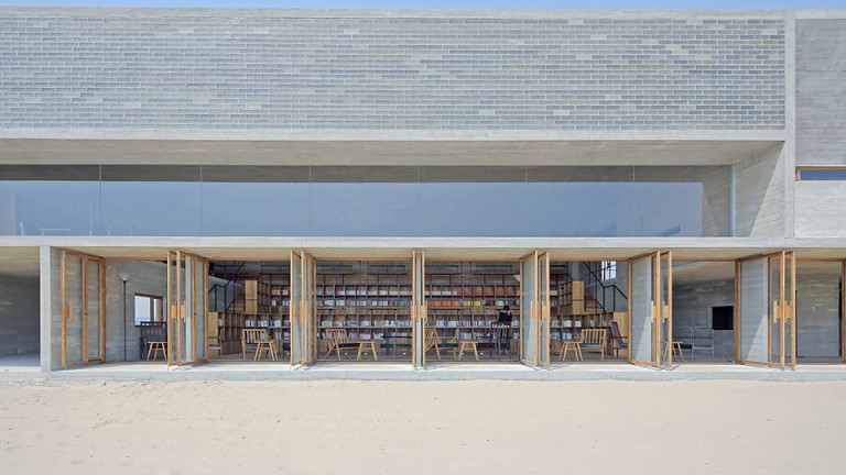 Библиотеката, в която времето е спряло