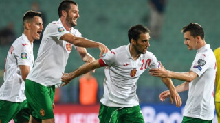 Всички в съблекалнята бяха с наведени глави Казах им че