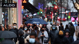 Спестяванията на домакинствата във Великобритания се топят с най-бързия темп от осем години насам