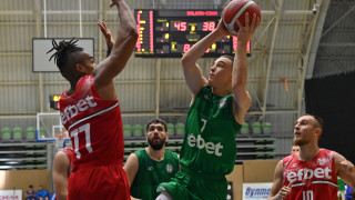 Баскетболният шампион на България Балкан Ботевград постигна трета поредна победа