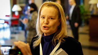 Стефка Костадинова излезе с предложение непосредствено преди срещата с Весела