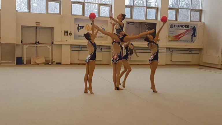 Новият ансамбъл по художествена гимнастика замина за Москва