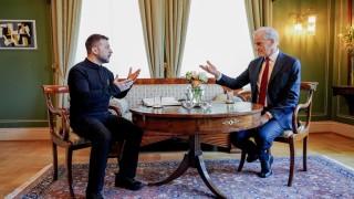 Украинският президент Володимир Зеленски пристигна в Норвегия на официално посещение