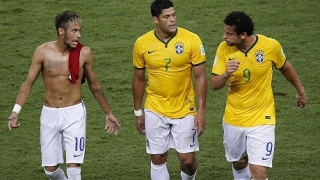 Бразилия остава в играта, но загуби капитана си