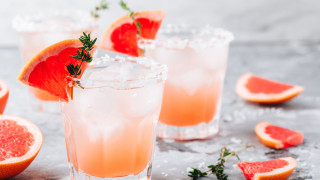 Колкото и странно да звучи зад името на коктейла Salty