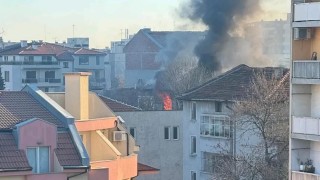 Пожар избухна в жилищна сграда в район Южен в Пловдив