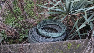 Сигнали за кражби на медни електропроводници и два леки автомобили