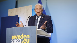 Ръководителят на европейската дипломация Жозеп Борел предложи ЕС да похарчи