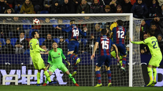Леванте 2 0 Барселона 23′ Фернандес улови удар на