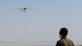 Два въоръжени безпилотни летателни апарата са били насочени към иракската въздушна