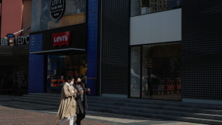 Властите в Китай съобщиха за 1576 нови потвърдени случая на