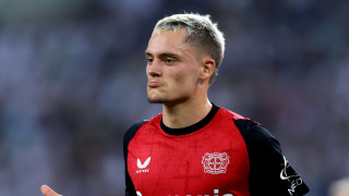 Звездата на Байер Леверкузен Флориан Виртц подхрани спекулациите за летен