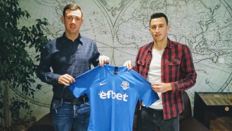 Футболистът Румен Руменов официално е първото ново попълнение на Арда.
