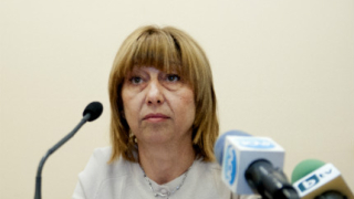 Клисарова отново кани на среща окупаторите на СУ