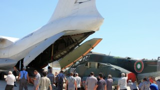 Първият от осемте Су - 25 замина за ремонт в Беларус