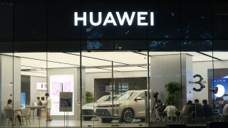 Huawei лицензира технологии за водещи производители на автомобили включително Mercedes