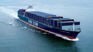 Контейнеровоз на френската корабна група CMA CGM е преминал през