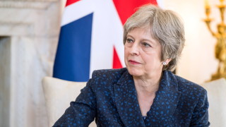 Британският премиер Тереза Мей е в открит конфликт с министри