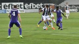 Футболът в България се завръща на "Лаута": Локомотив (Пловдив) и Етър излизат в битка от Първа лига!