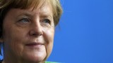  Консерваторите желаят да вържат ръцете на Меркел за промяната на Макрон в еврозоната 