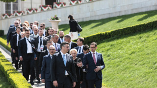 Лидерите на 12 те страни които се присъединиха към ЕС през