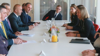 Президентът на Косово Хашим Тачи отхвърли сръбска идея за етническо