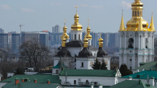 Зеленски загатна за забрана на свързаната с Русия Украинска православна църква