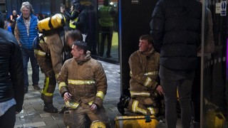 1 400 коли изпепелени при пожар в Ливърпул в Новогодишната нощ