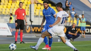 Столичният Левски отново има проблеми в своята отбрана Този път