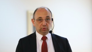 Бившият министър на икономиката и на държавната администрация Николай Василев