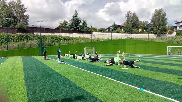 Витоша продължава подготовката си, контролата с Локо (Пд) започна