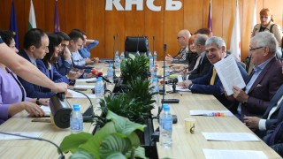 450 евро да стигне минималната работна заплата у нас след