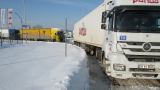 Камиони блокират Дунав мост при Русе
