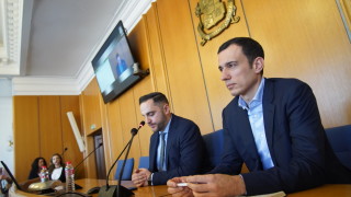 Промени в ръководствата на шест общински дружества обсъждат общинските съветници