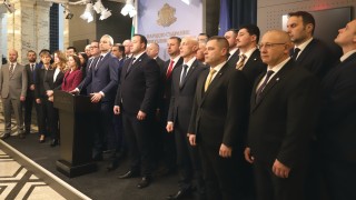 Възраждане продължава битката за годишните технически прегледи На брифинг пред