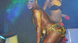 Азис: Срам ме е от произхода ми!