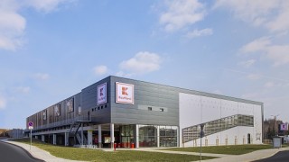 Kaufland България откри своя пети хипермаркет във Варна с инвестиция