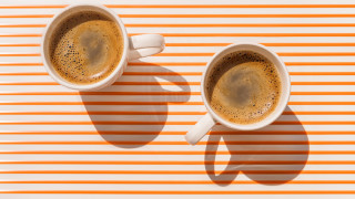 Учените разгадаха тайната на това което пиещите кафе по целия