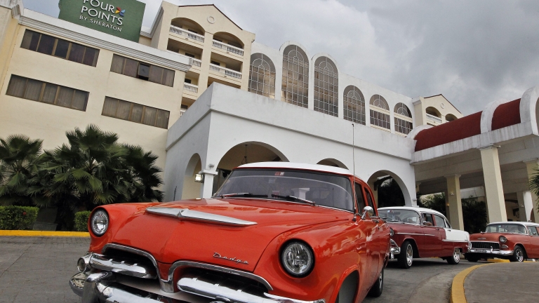САЩ одобриха пътнически полети от 10 американски града до Хавана