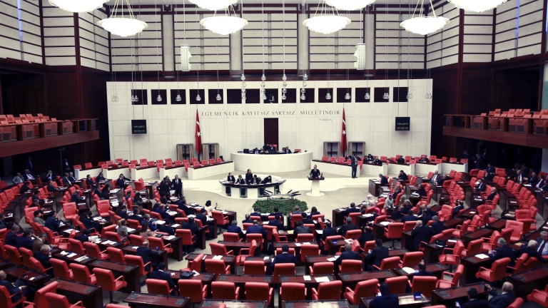 Парламентът на Турция прокара законопроект с промени в изборното законодателство,