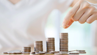 В края на август 2017 г депозитите на неправителствения сектор