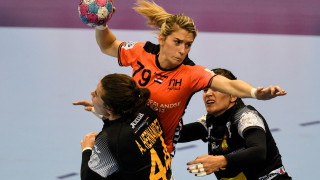 Холандия победи Испания с 28 27 14 11 в най интересния мач от