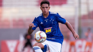 19 годишният бразилски халф Жадсом да Силва се доближава до Лудогорец