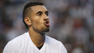 Едно от лошите момчета на световния тенис Ник Кириос остана