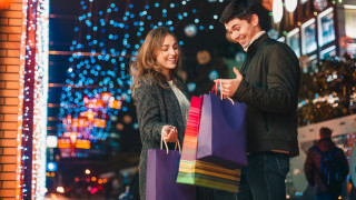 Можем ли да спестим от коледното пазаруване