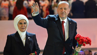 Президентът на Турция Реджеп Ердоган беше преизбран за лидер на