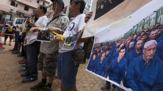 Лагерите правят животът на уйгурите по пъстър губернаторът на Синцзян описва