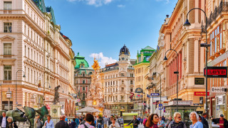 Австрия започва да отваря отново магазини през следващата седмица