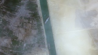1 млрд. долара са щетите от блокирането на Суецкия канал 