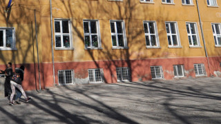 Момичета нанесоха побой на своя съученичка в Раднево съобщава БНТ Във